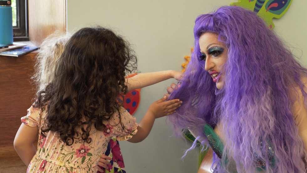 Tall Tales with True Queens