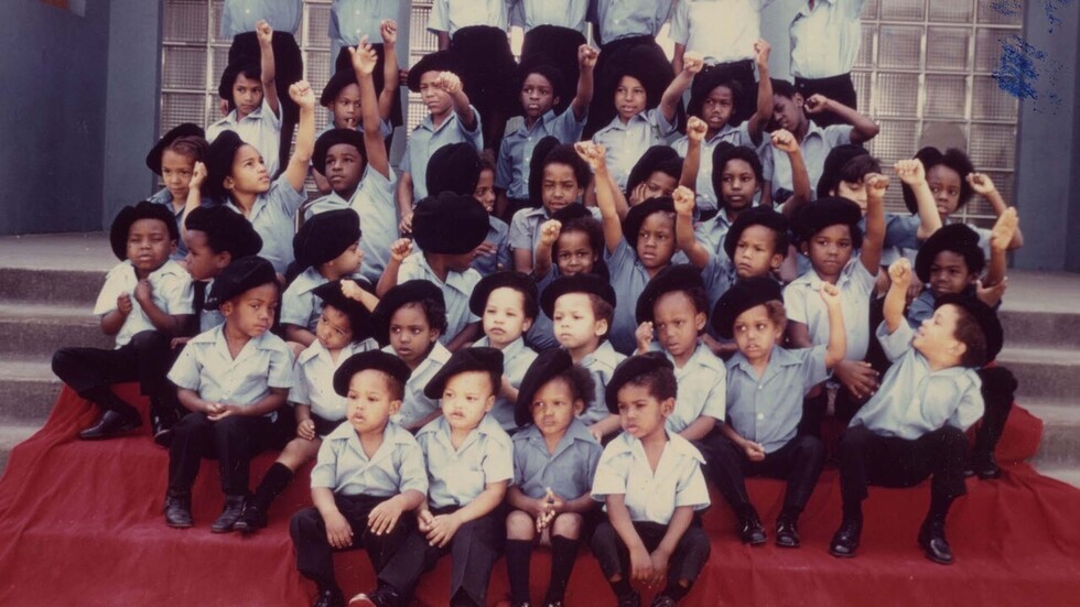 Shorts: Power to the People