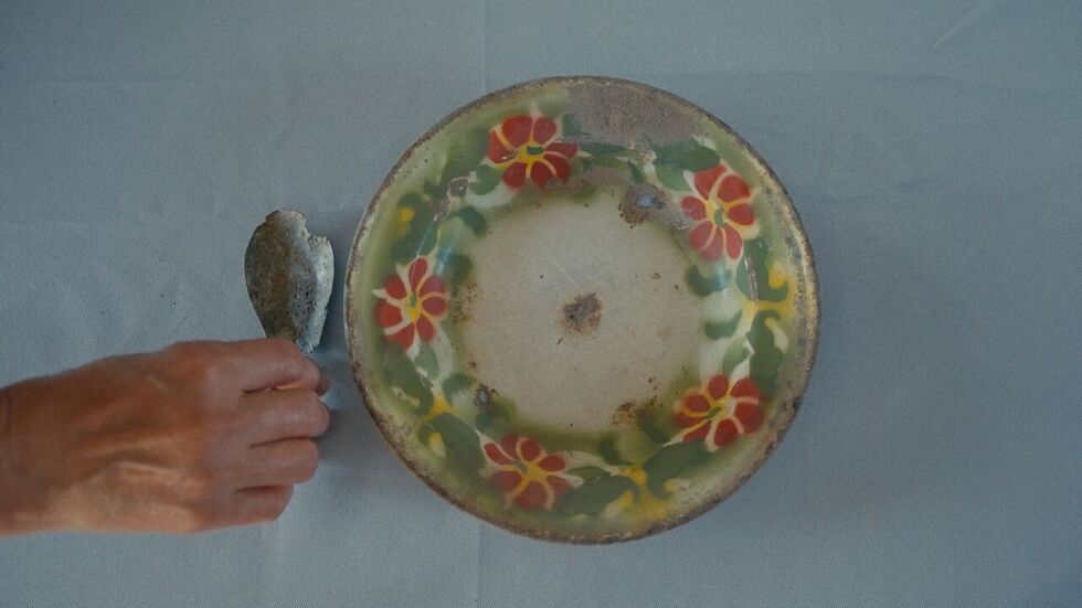 How to Feed a Dictator